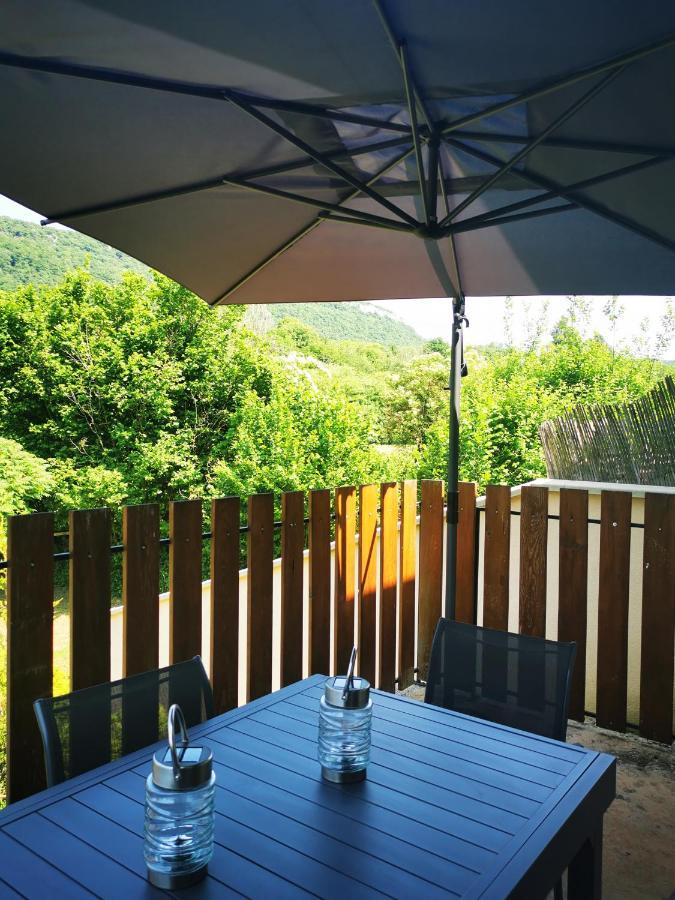 Вилла Au Bord De Seille Nevy-Sur-Seille Экстерьер фото